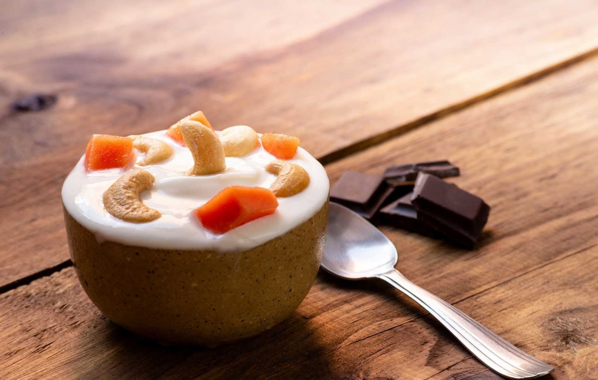 Sữa chua hạt điều